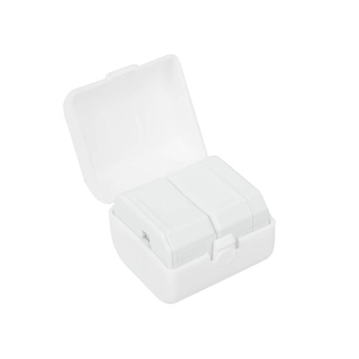 Adaptor Universal – World Travel - imagen 3